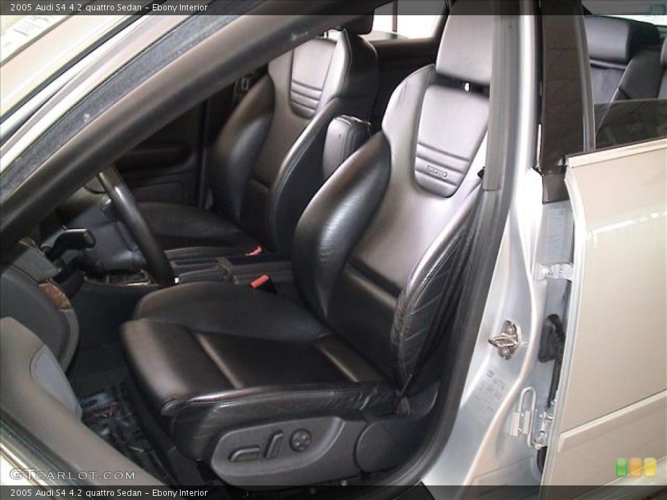 Ebony Interior Photo for the 2005 Audi S4 4.2 quattro Sedan #56113487