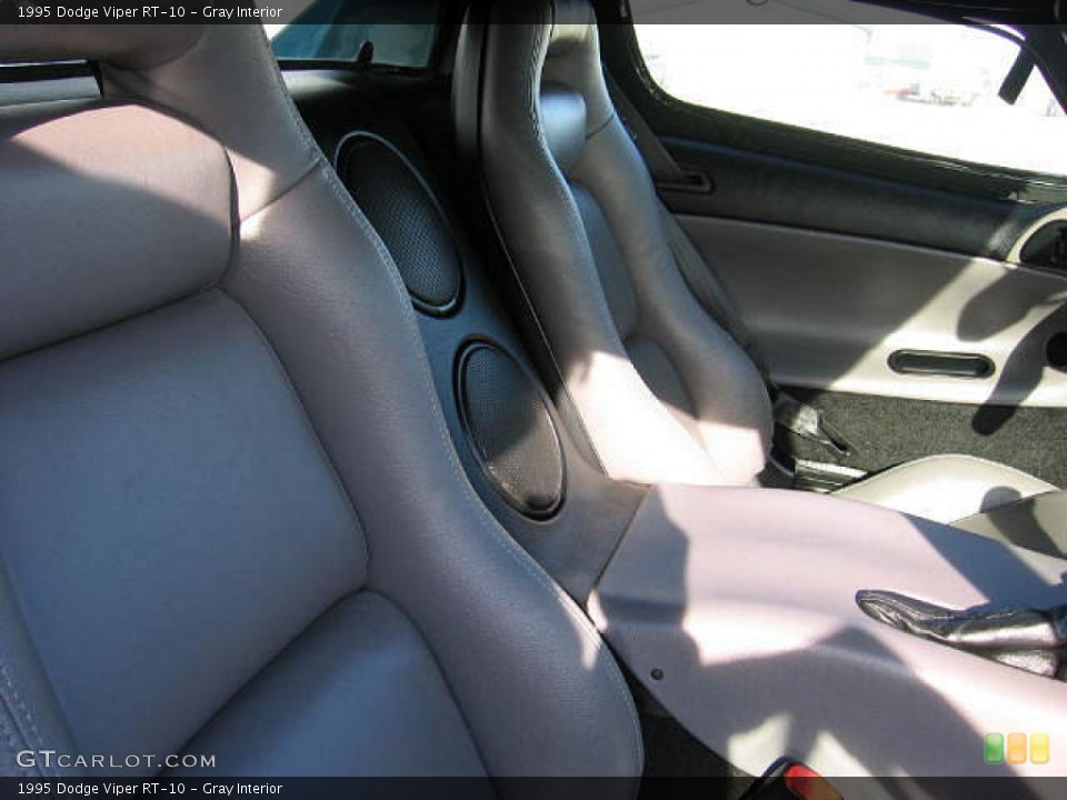 Gray Interior Photo for the 1995 Dodge Viper RT-10 #56114608