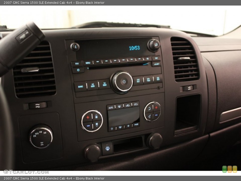Ebony Black Interior Controls for the 2007 GMC Sierra 1500 SLE Extended Cab 4x4 #56114957