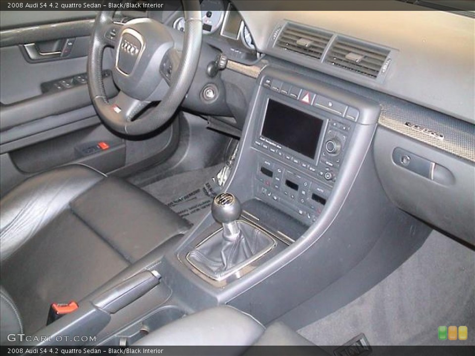 Black/Black Interior Photo for the 2008 Audi S4 4.2 quattro Sedan #56115944