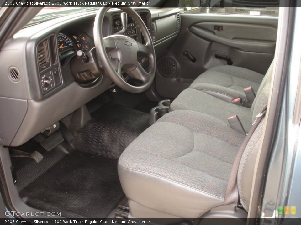 Medium Gray Interior Photo for the 2006 Chevrolet Silverado 1500 Work Truck Regular Cab #56117030