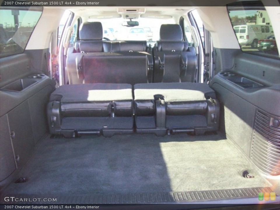 Ebony Interior Trunk for the 2007 Chevrolet Suburban 1500 LT 4x4 #56118104