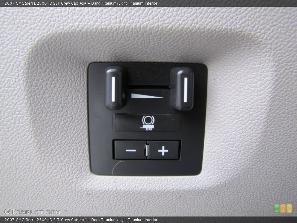 Dark Titanium/Light Titanium Interior Controls for the 2007 GMC Sierra 2500HD SLT Crew Cab 4x4 #56119046