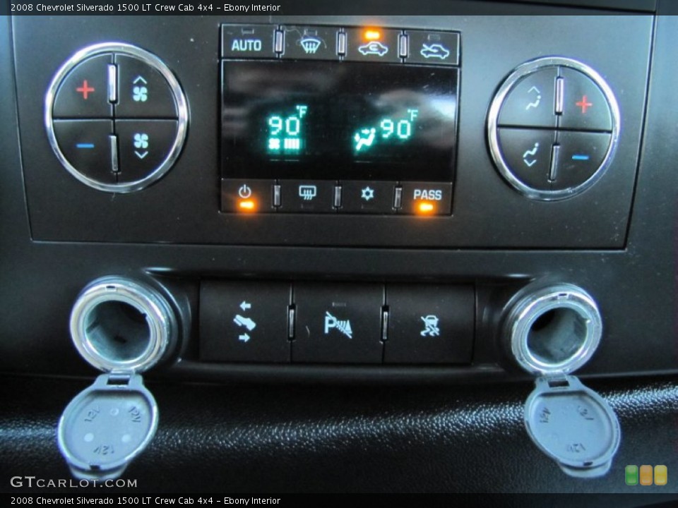Ebony Interior Controls for the 2008 Chevrolet Silverado 1500 LT Crew Cab 4x4 #56119748