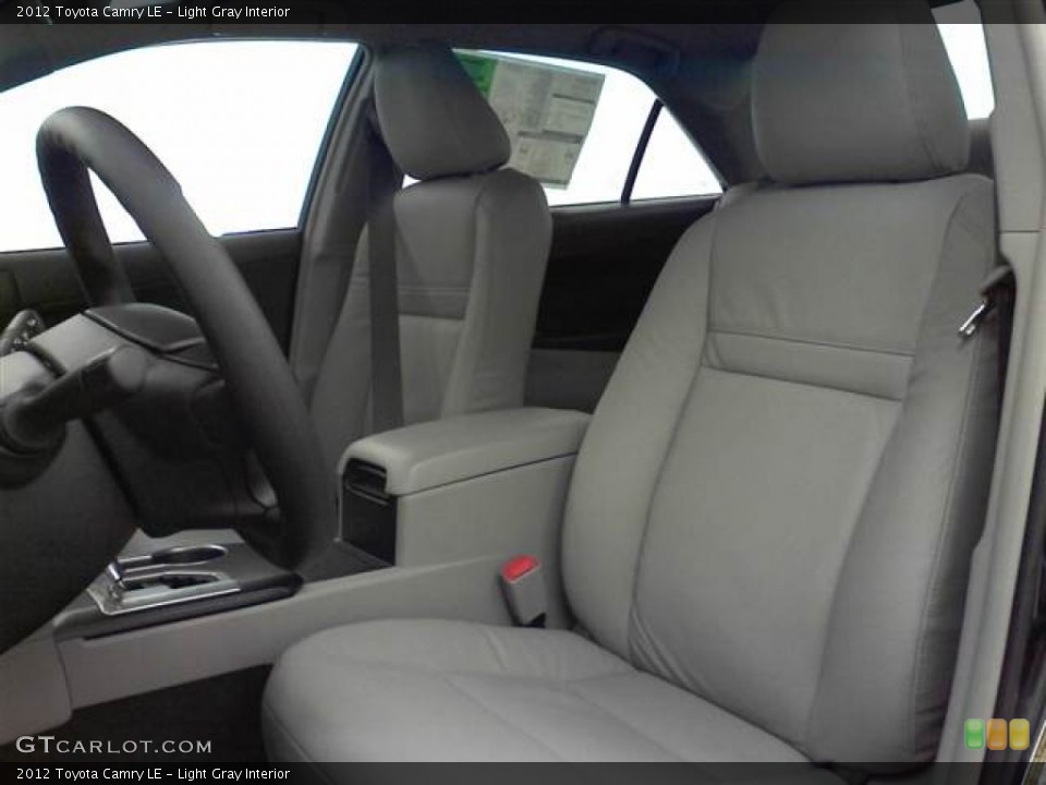 Light Gray Interior Photo for the 2012 Toyota Camry LE #56123549
