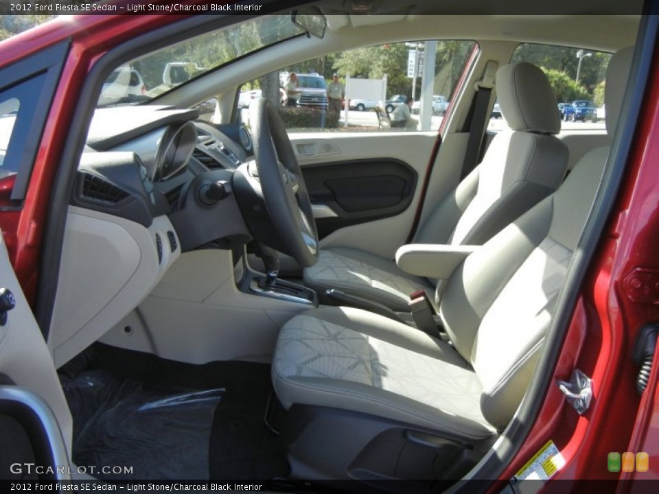 Light Stone/Charcoal Black Interior Photo for the 2012 Ford Fiesta SE Sedan #56125799