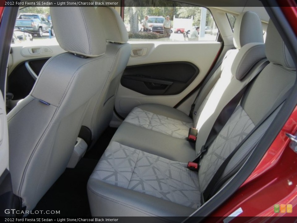 Light Stone/Charcoal Black Interior Photo for the 2012 Ford Fiesta SE Sedan #56125805