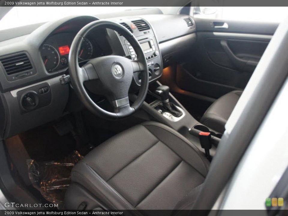 Anthracite Interior Photo for the 2009 Volkswagen Jetta Wolfsburg Edition Sedan #56130953