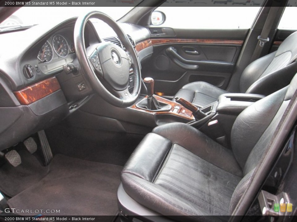 Black Interior Photo for the 2000 BMW M5  #56131583