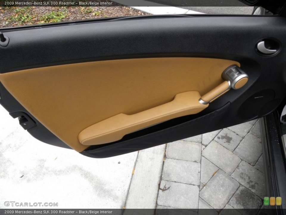 Black/Beige Interior Door Panel for the 2009 Mercedes-Benz SLK 300 Roadster #56133320