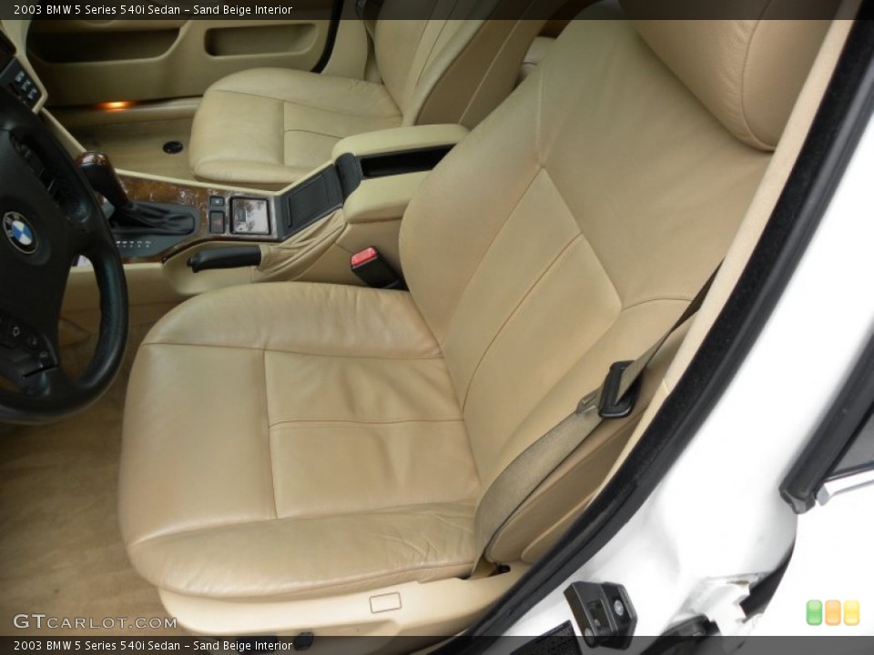 Sand Beige Interior Photo for the 2003 BMW 5 Series 540i Sedan #56134587