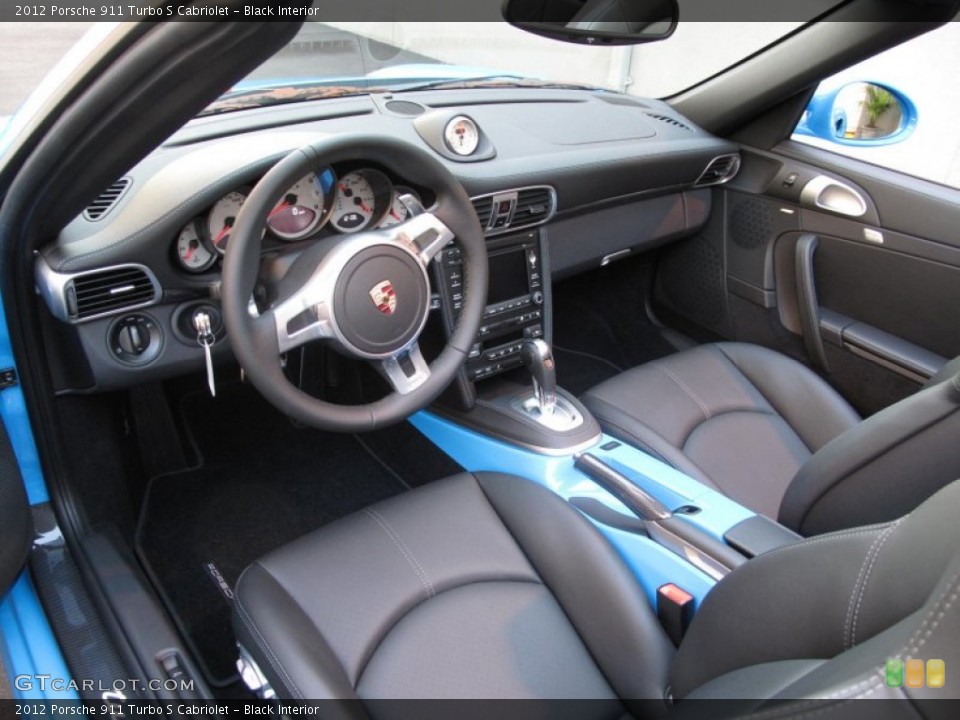 Black Interior Photo for the 2012 Porsche 911 Turbo S Cabriolet #56136131