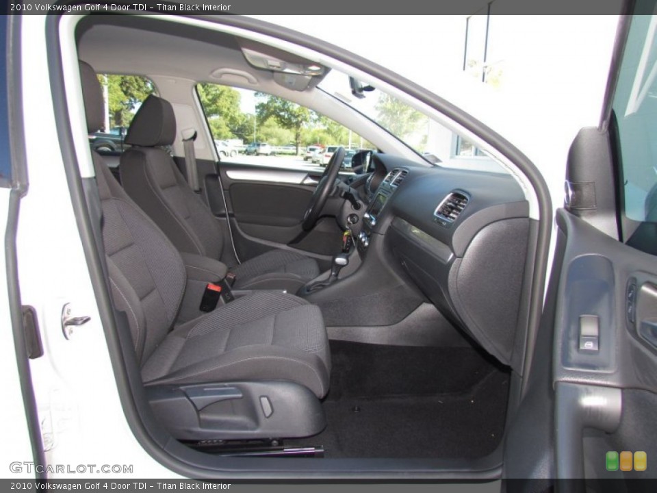 Titan Black Interior Photo for the 2010 Volkswagen Golf 4 Door TDI #56136623