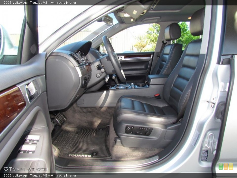 Anthracite Interior Photo for the 2005 Volkswagen Touareg V8 #56136986