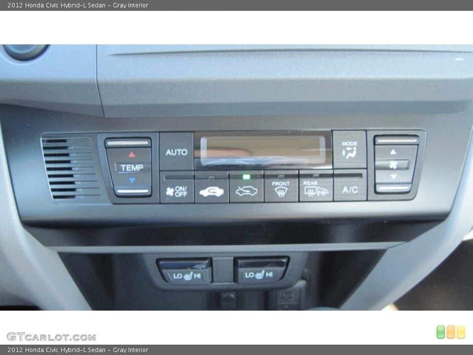 Gray Interior Controls for the 2012 Honda Civic Hybrid-L Sedan #56140514