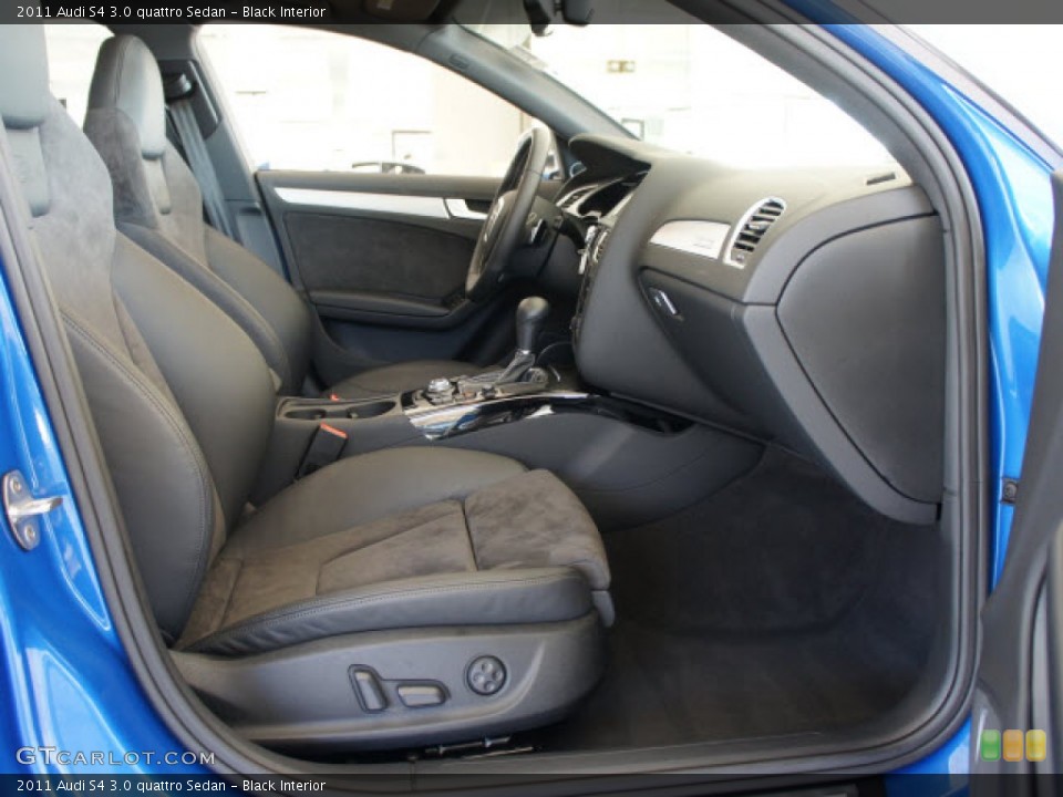 Black Interior Photo for the 2011 Audi S4 3.0 quattro Sedan #56143817