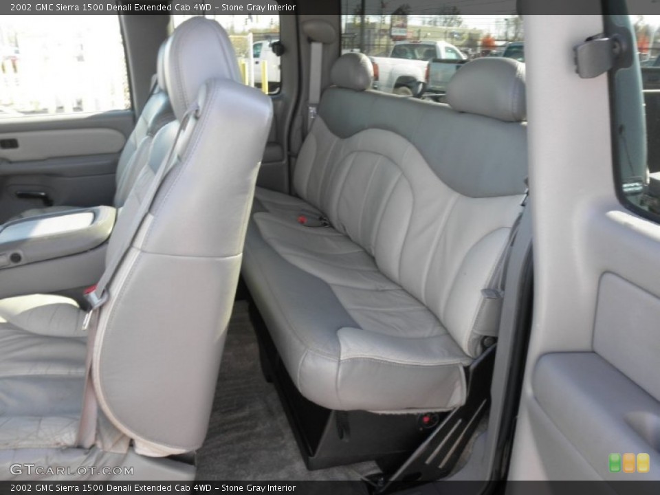 Stone Gray Interior Photo for the 2002 GMC Sierra 1500 Denali Extended Cab 4WD #56152859