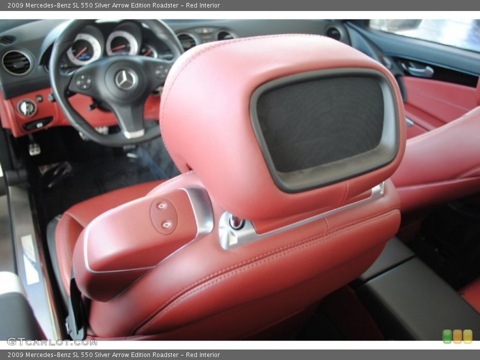 Red Interior Photo for the 2009 Mercedes-Benz SL 550 Silver Arrow Edition Roadster #56167148
