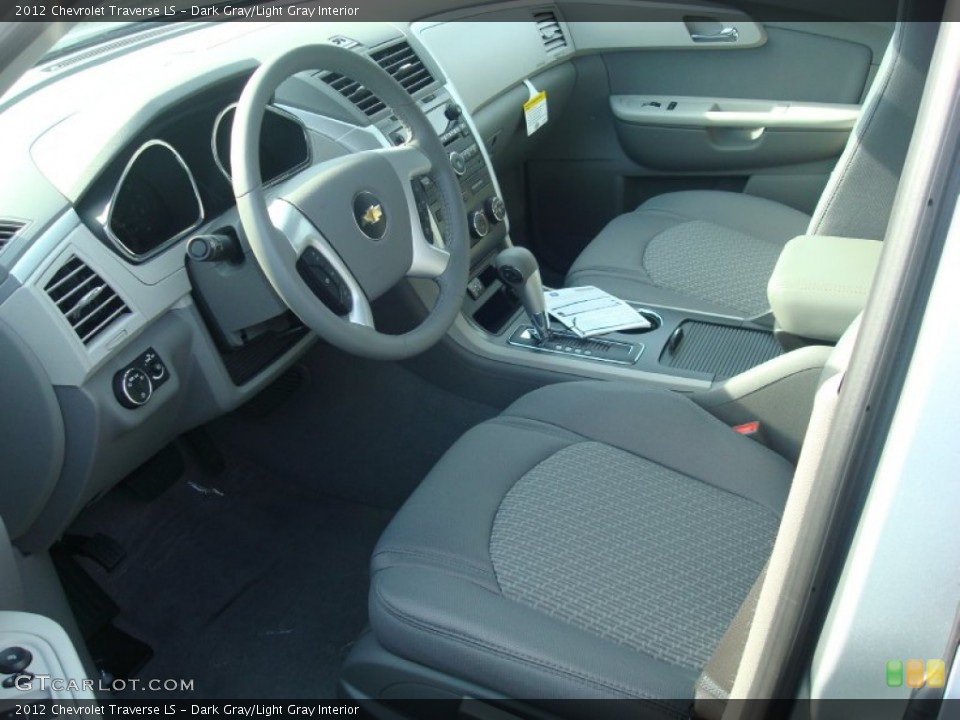 Dark Gray/Light Gray Interior Photo for the 2012 Chevrolet Traverse LS #56170589