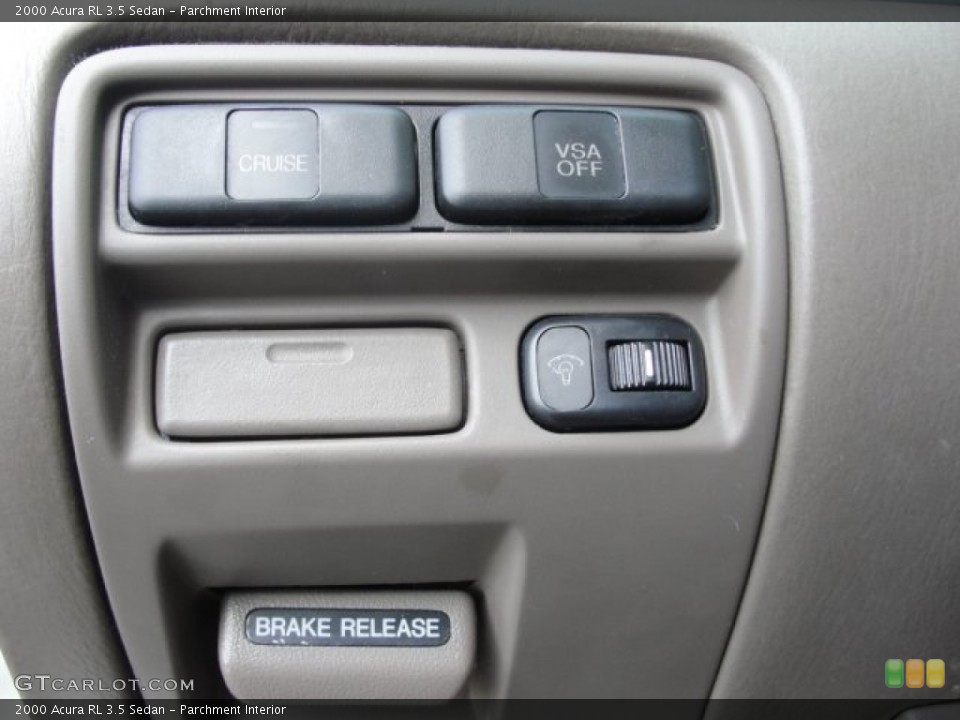 Parchment Interior Controls for the 2000 Acura RL 3.5 Sedan #56174885