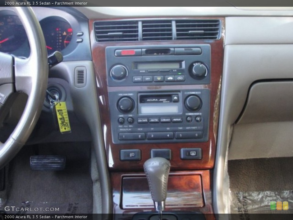 Parchment Interior Controls for the 2000 Acura RL 3.5 Sedan #56174942