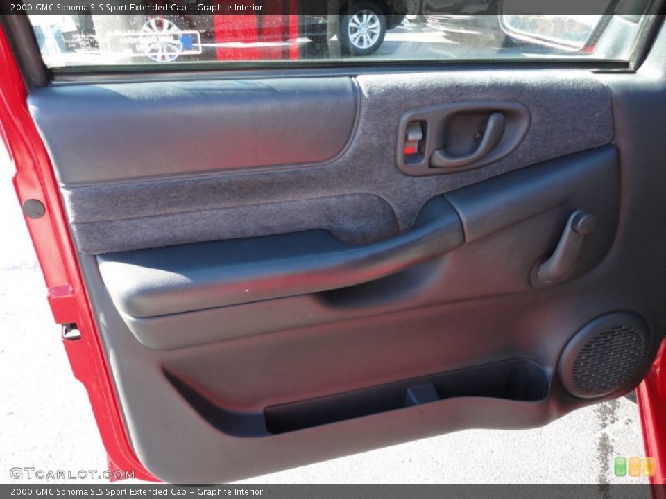 Graphite Interior Door Panel for the 2000 GMC Sonoma SLS Sport Extended Cab #56177045