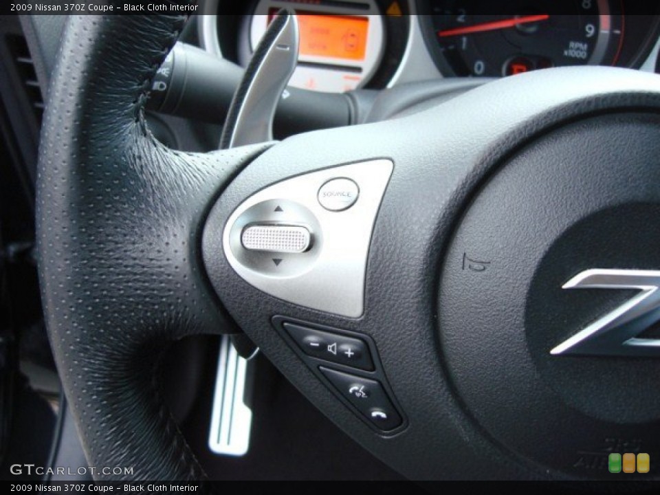 Black Cloth Interior Controls for the 2009 Nissan 370Z Coupe #56179670