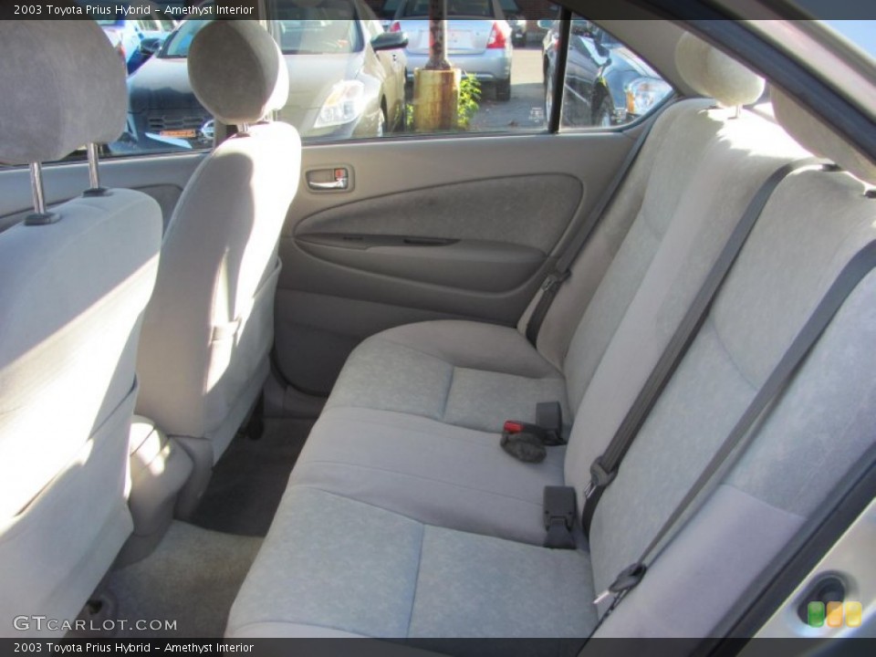 Amethyst Interior Photo for the 2003 Toyota Prius Hybrid #56181023