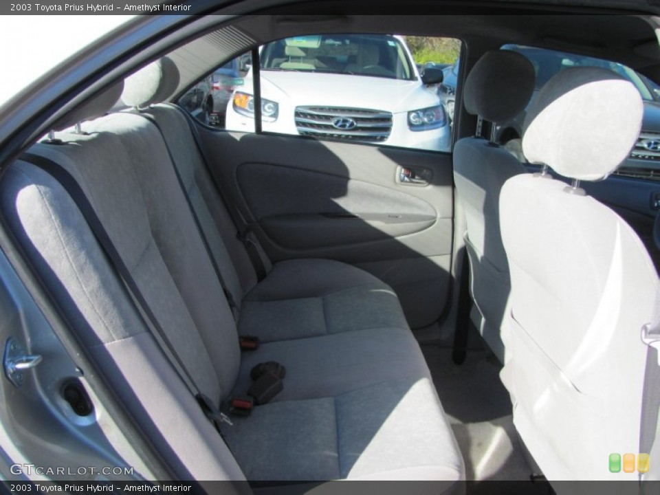 Amethyst Interior Photo for the 2003 Toyota Prius Hybrid #56181050
