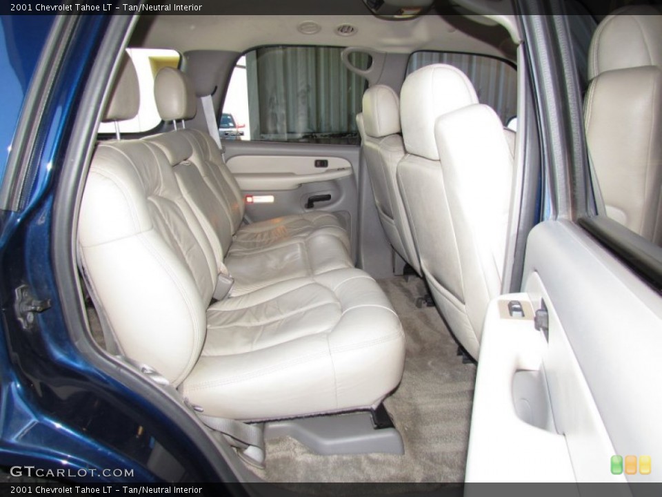 Tan/Neutral Interior Photo for the 2001 Chevrolet Tahoe LT #56182322