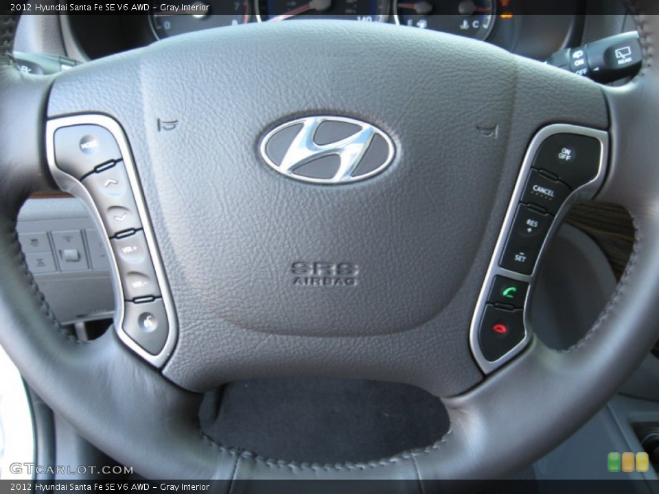 Gray Interior Controls for the 2012 Hyundai Santa Fe SE V6 AWD #56183261