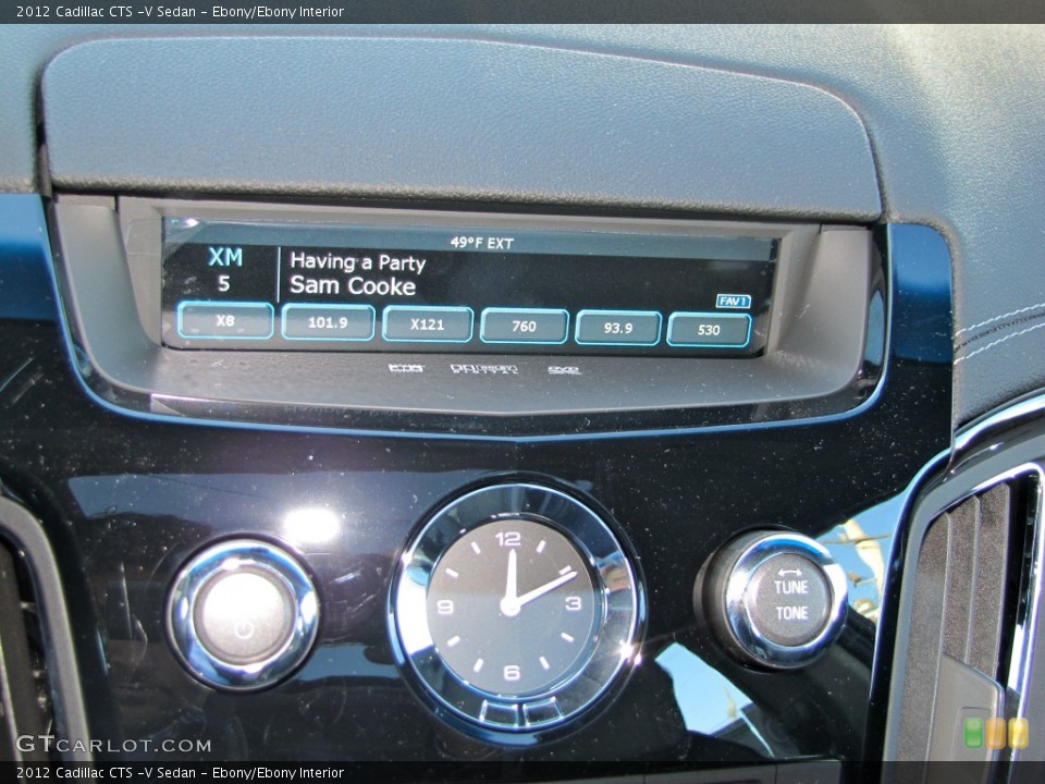 Ebony/Ebony Interior Controls for the 2012 Cadillac CTS -V Sedan #56187761