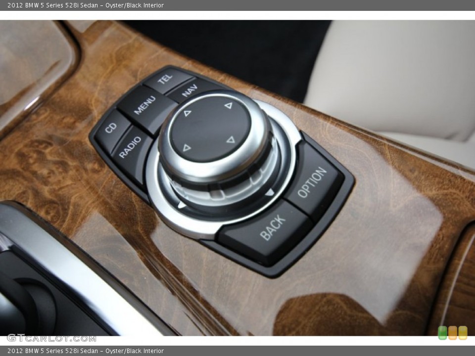 Oyster/Black Interior Controls for the 2012 BMW 5 Series 528i Sedan #56195797