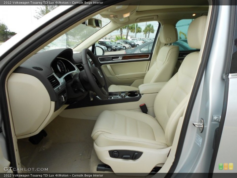 Cornsilk Beige Interior Photo for the 2012 Volkswagen Touareg TDI Lux 4XMotion #56200313