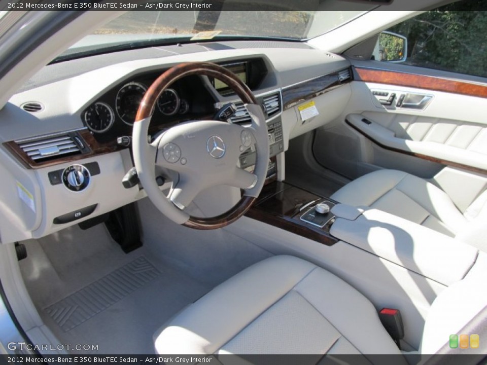 Ash/Dark Grey Interior Photo for the 2012 Mercedes-Benz E 350 BlueTEC Sedan #56206784