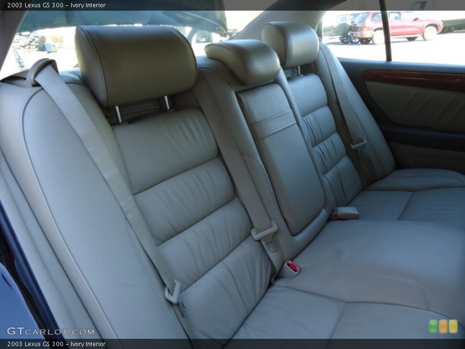 Ivory Interior Photo for the 2003 Lexus GS 300 #56212334