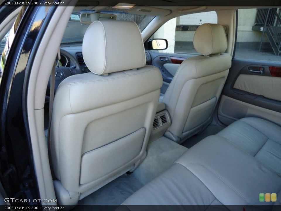 Ivory Interior Photo for the 2003 Lexus GS 300 #56212363