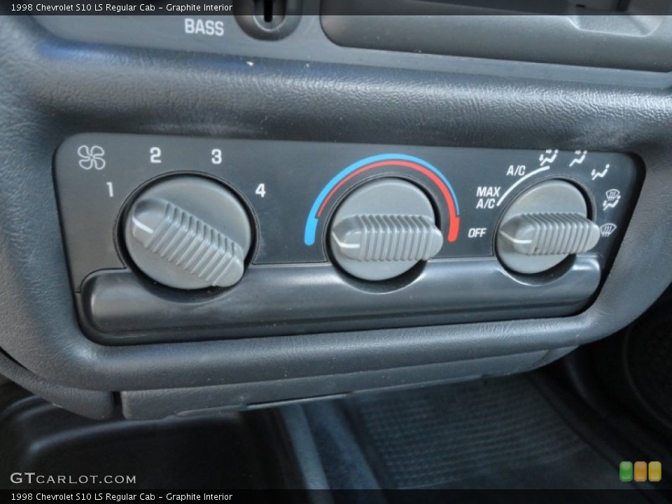 Graphite Interior Controls for the 1998 Chevrolet S10 LS Regular Cab #56212739
