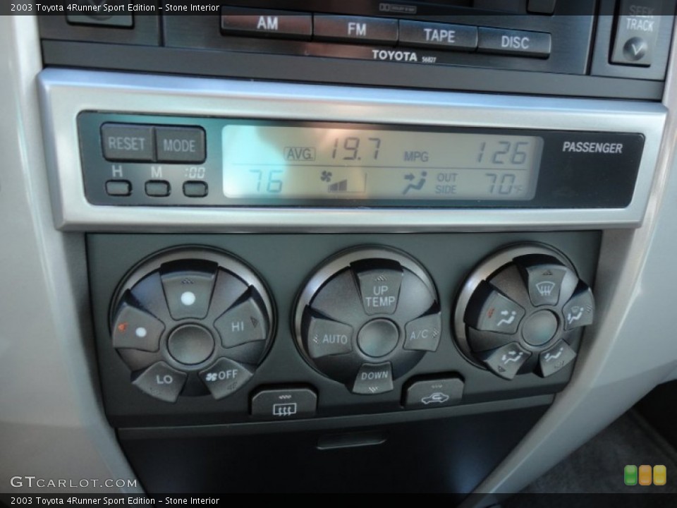 Stone Interior Controls for the 2003 Toyota 4Runner Sport Edition #56213027