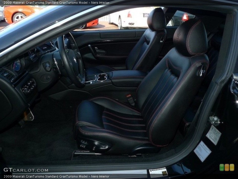 Nero Interior Photo for the 2009 Maserati GranTurismo  #56220596