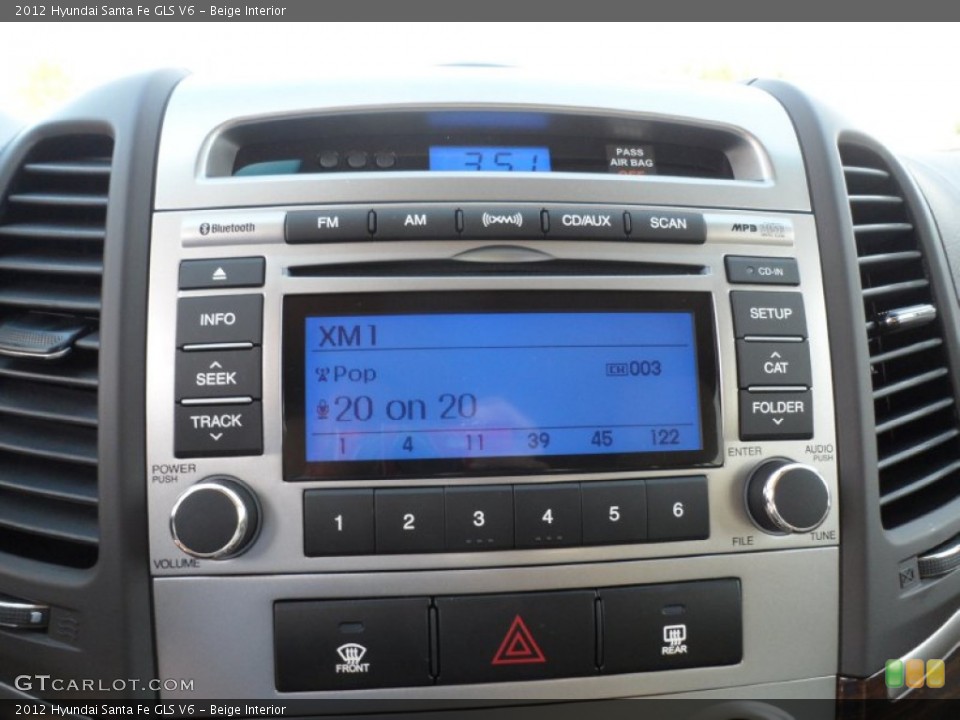 Beige Interior Controls for the 2012 Hyundai Santa Fe GLS V6 #56224850