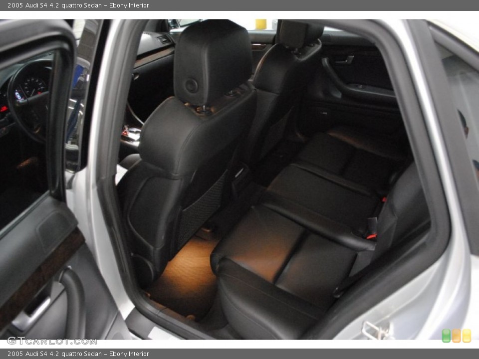 Ebony Interior Photo for the 2005 Audi S4 4.2 quattro Sedan #56228504