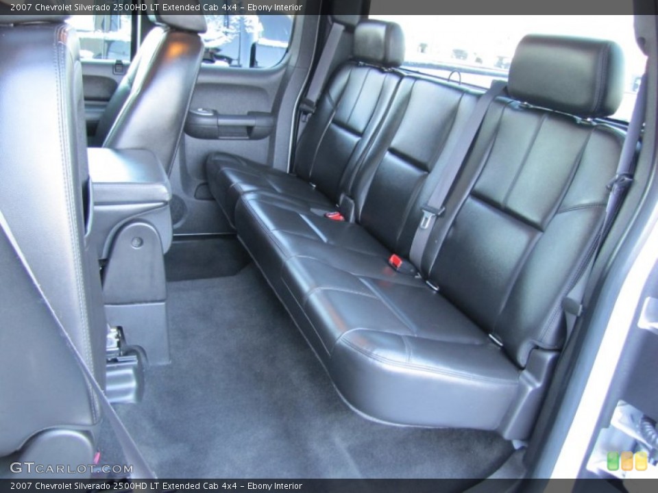Ebony Interior Photo for the 2007 Chevrolet Silverado 2500HD LT Extended Cab 4x4 #56234087