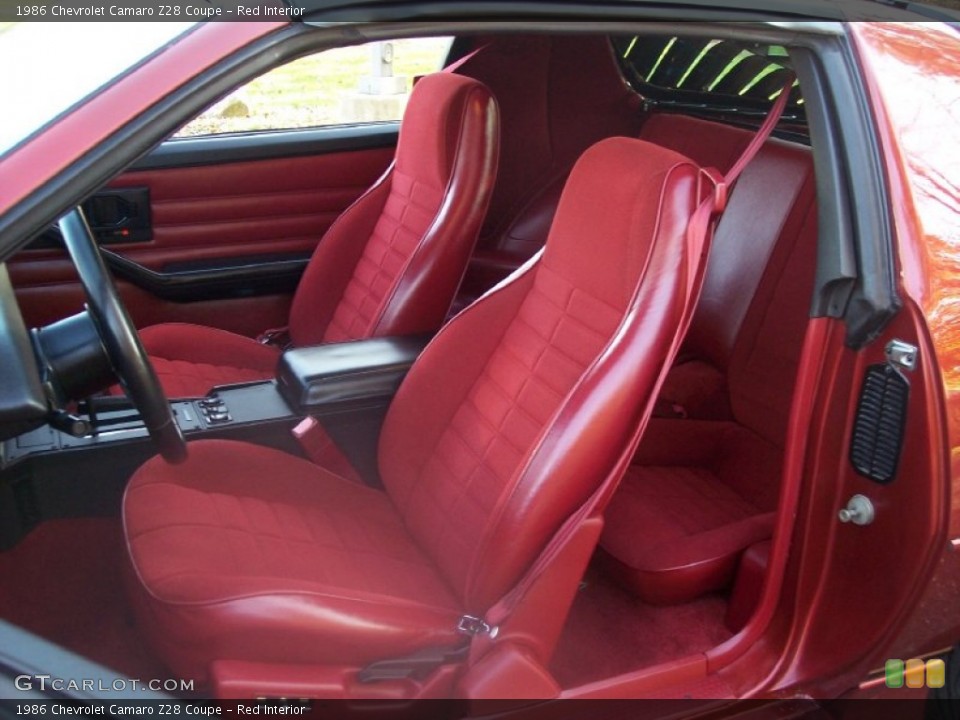 Red Interior Photo for the 1986 Chevrolet Camaro Z28 Coupe #56258999