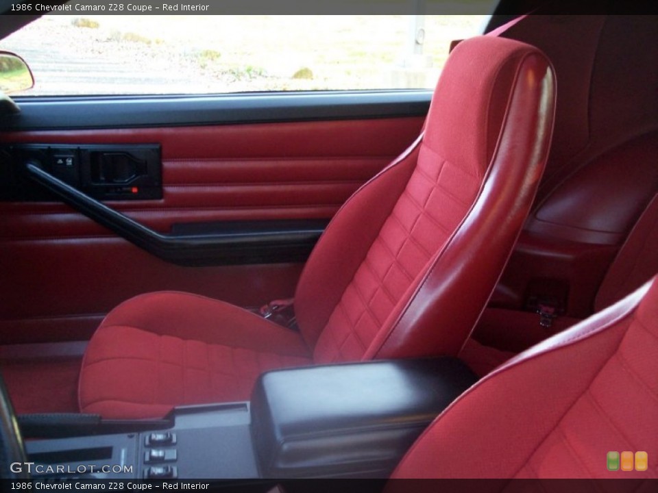 Red Interior Photo for the 1986 Chevrolet Camaro Z28 Coupe #56259008