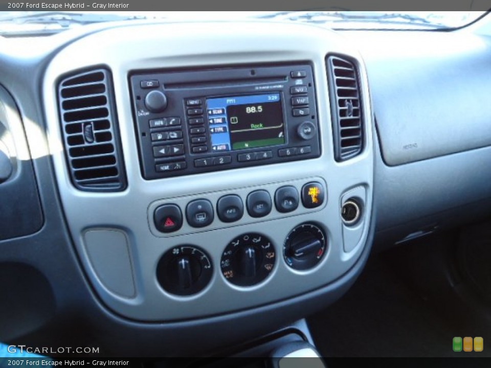 Gray Interior Controls for the 2007 Ford Escape Hybrid #56261285