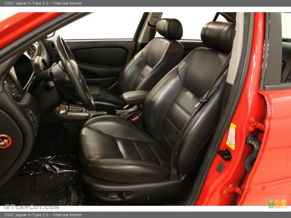 Charcoal Interior Photo for the 2002 Jaguar X-Type 3.0 #56272985