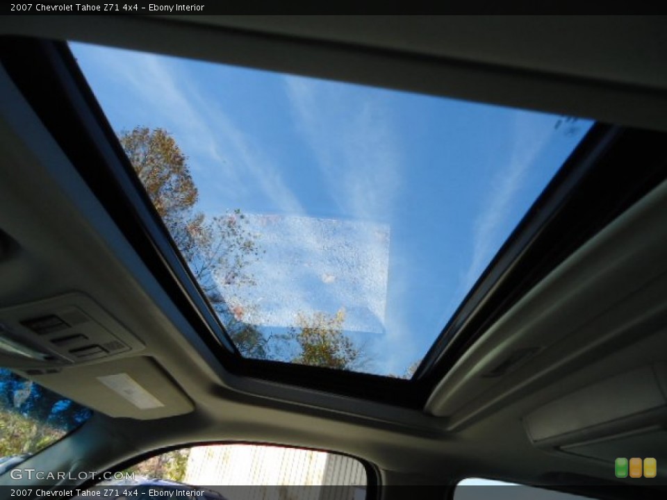Ebony Interior Sunroof for the 2007 Chevrolet Tahoe Z71 4x4 #56293083