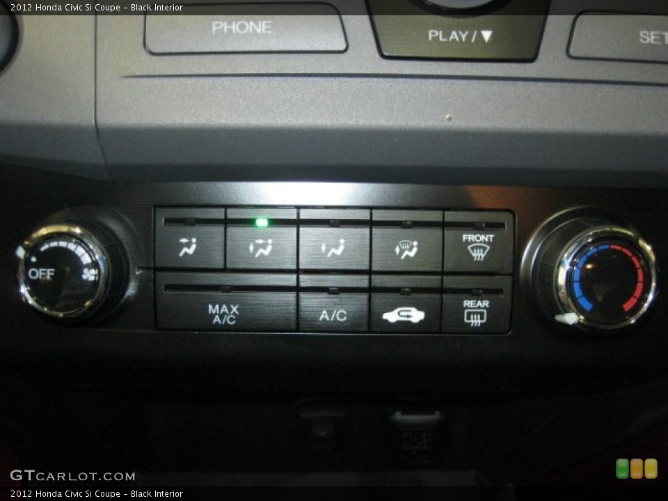 Black Interior Controls for the 2012 Honda Civic Si Coupe #56308571