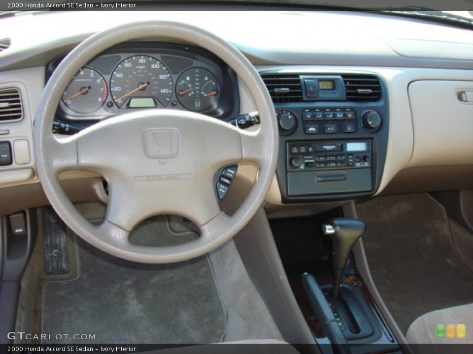 Ivory Interior Dashboard for the 2000 Honda Accord SE Sedan #56315883